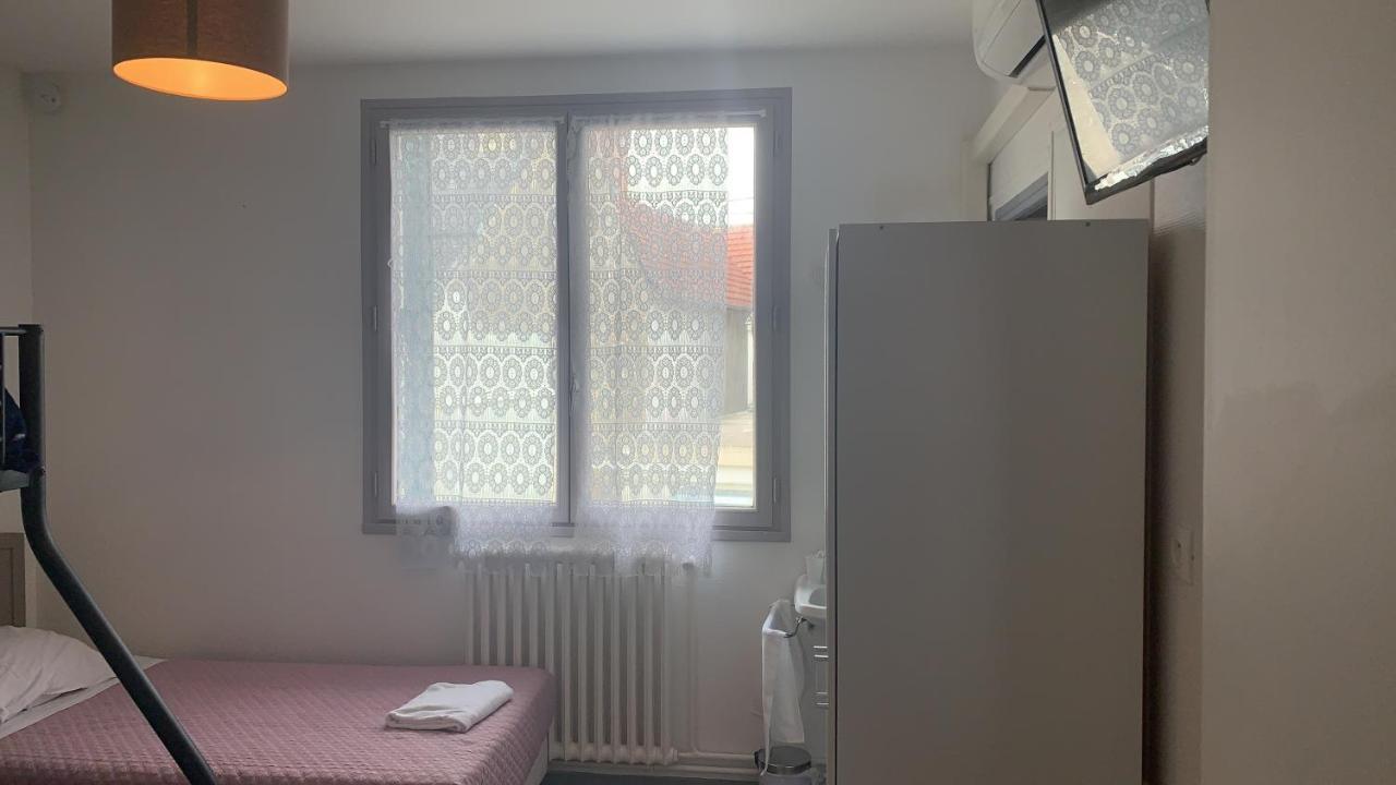 Hotel Du Cygne De La Croix Blanche Lailly-en-Val Zewnętrze zdjęcie