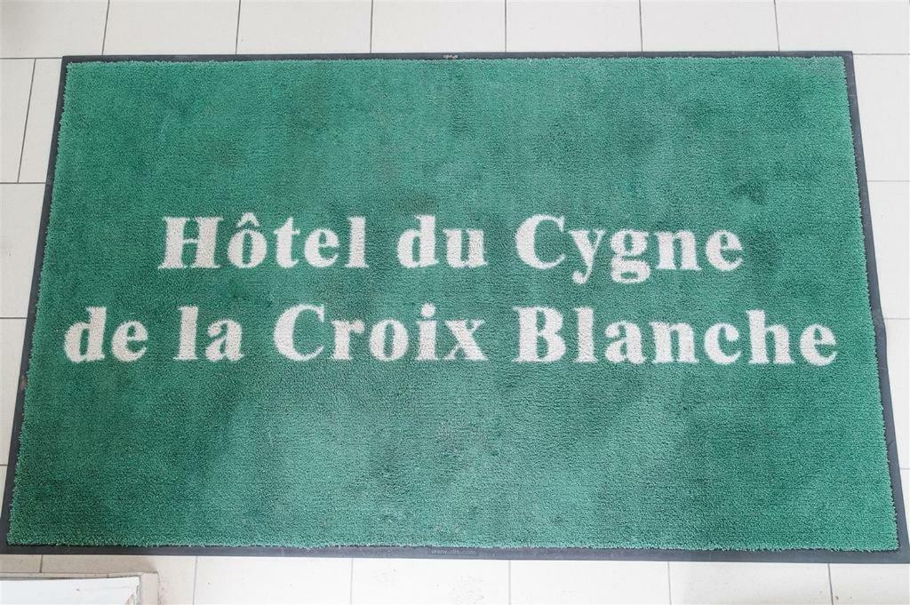 Hotel Du Cygne De La Croix Blanche Lailly-en-Val Zewnętrze zdjęcie