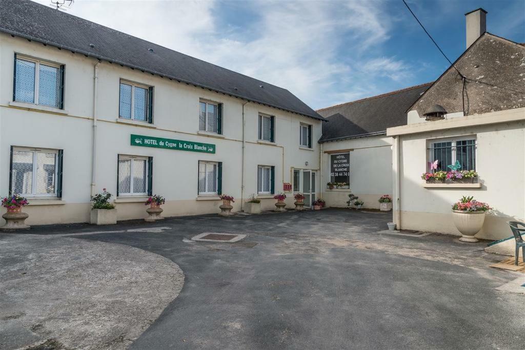 Hotel Du Cygne De La Croix Blanche Lailly-en-Val Zewnętrze zdjęcie